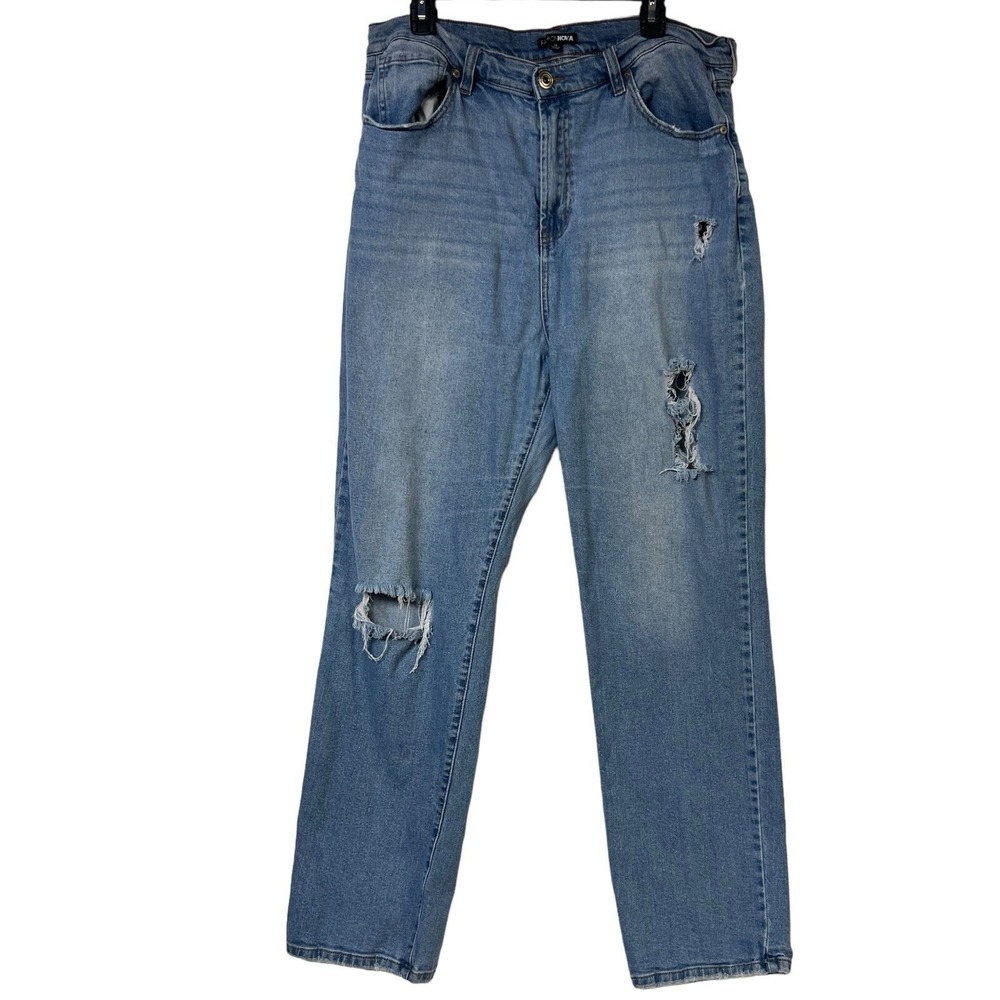Fashion Nova Jeans 18 Blue Distressed Ripped Knees Trendy Casual‎ Streetwear